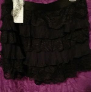 Black ruffle skort